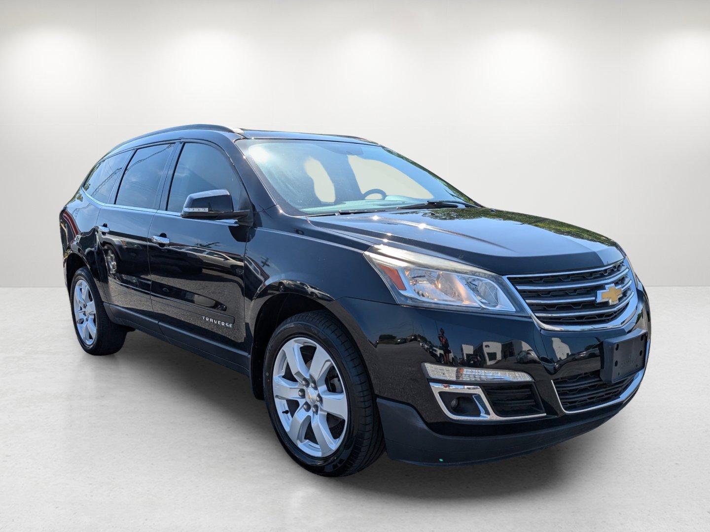 2016 /Ebony Chevrolet Traverse LT (1GNKRGKD3GJ) with an Gas V6 3.6L/217 engine, 6-Speed Automatic transmission, located at 5115 14th Ave., Columbus, GA, 31904, (706) 323-0345, 32.511494, -84.971046 - 2016 Chevrolet Traverse LT - Photo#2
