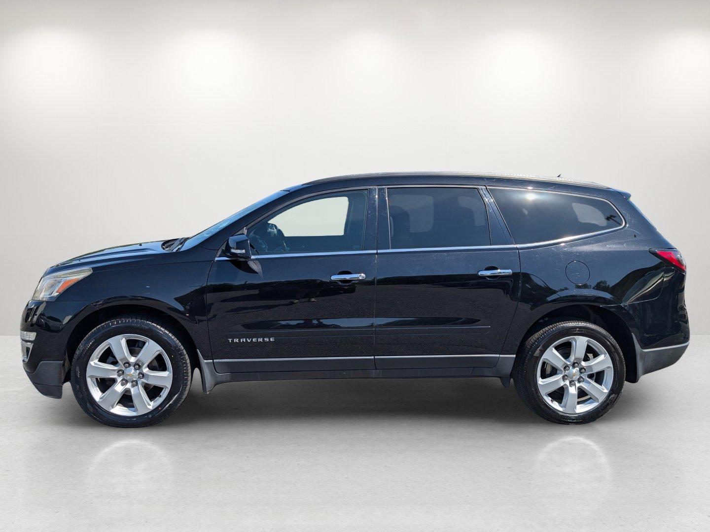 2016 /Ebony Chevrolet Traverse LT (1GNKRGKD3GJ) with an Gas V6 3.6L/217 engine, 6-Speed Automatic transmission, located at 5115 14th Ave., Columbus, GA, 31904, (706) 323-0345, 32.511494, -84.971046 - 2016 Chevrolet Traverse LT - Photo#7
