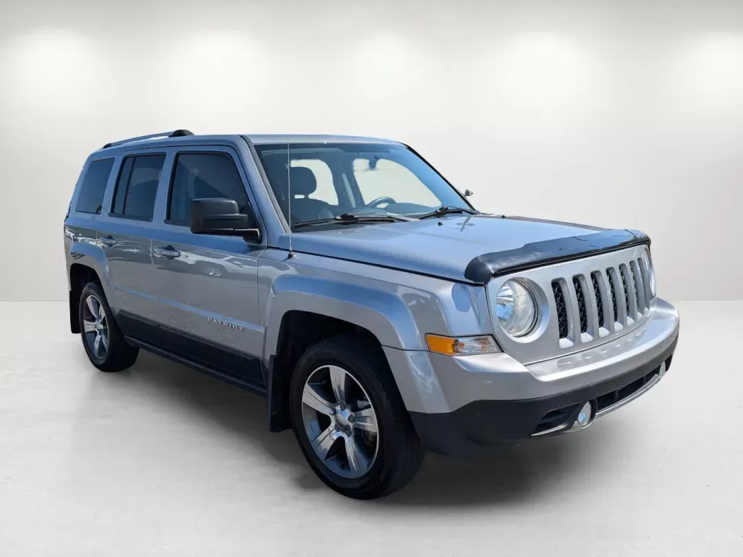 2016 /Dark Slate Gray Jeep Patriot High Altitude Edition (1C4NJPFA9GD) with an Regular Unleaded I-4 2.0 L/122 engine, 1-Speed CVT w/OD transmission, located at 3959 U.S. 80 W, Phenix City, AL, 36870, (334) 297-4885, 32.469296, -85.135185 - 2016 Jeep Patriot High Altitude Edition - Photo#3