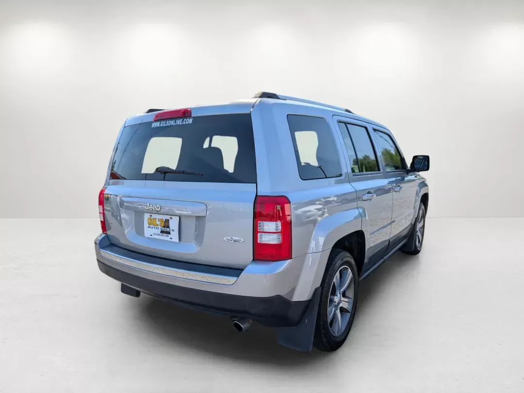 2016 /Dark Slate Gray Jeep Patriot High Altitude Edition (1C4NJPFA9GD) with an Regular Unleaded I-4 2.0 L/122 engine, 1-Speed CVT w/OD transmission, located at 1430 Gateway Drive, Opelika, AL, 36801, (334) 239-0944, 32.637871, -85.409790 - 2016 Jeep Patriot High Altitude Edition - Photo#5