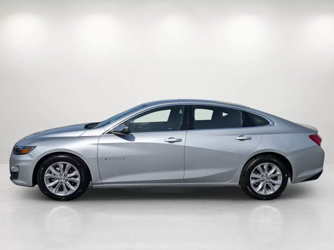 2020 /Jet Black Chevrolet Malibu LT (1G1ZD5ST5LF) with an Turbocharged Gas I4 1.5L/91 engine, 1-Speed Automatic transmission, located at 804 22nd Ave, Phenix City, AL, 36870, (334) 297-1860, 32.484749, -85.024475 - 2020 Chevrolet Malibu LT - Photo#2