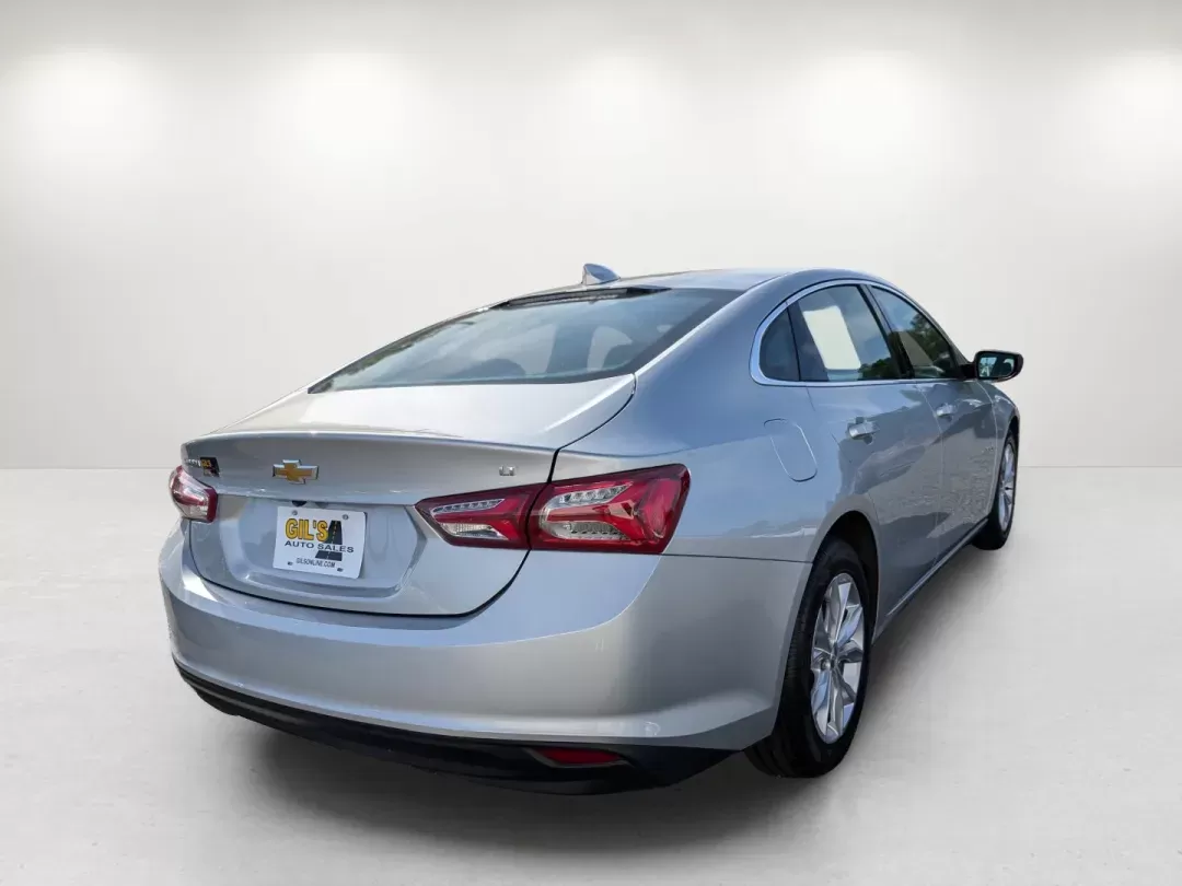 2020 /Jet Black Chevrolet Malibu LT (1G1ZD5ST5LF) with an Turbocharged Gas I4 1.5L/91 engine, 1-Speed Automatic transmission, located at 804 22nd Ave, Phenix City, AL, 36870, (334) 297-1860, 32.484749, -85.024475 - 2020 Chevrolet Malibu LT - Photo#5
