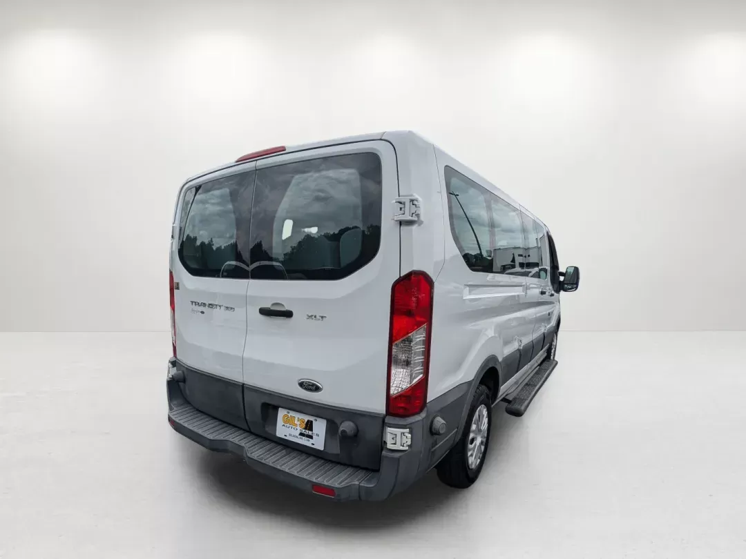 2015 Ford Transit Wagon XLT (1FBZX2ZM5FK) with an Regular Unleaded V-6 3.7 L/228 engine, 6-Speed Automatic w/OD transmission, located at 1430 Gateway Drive, Opelika, AL, 36801, (334) 239-0944, 32.637871, -85.409790 - 2015 Ford Transit Wagon XLT - Photo#4