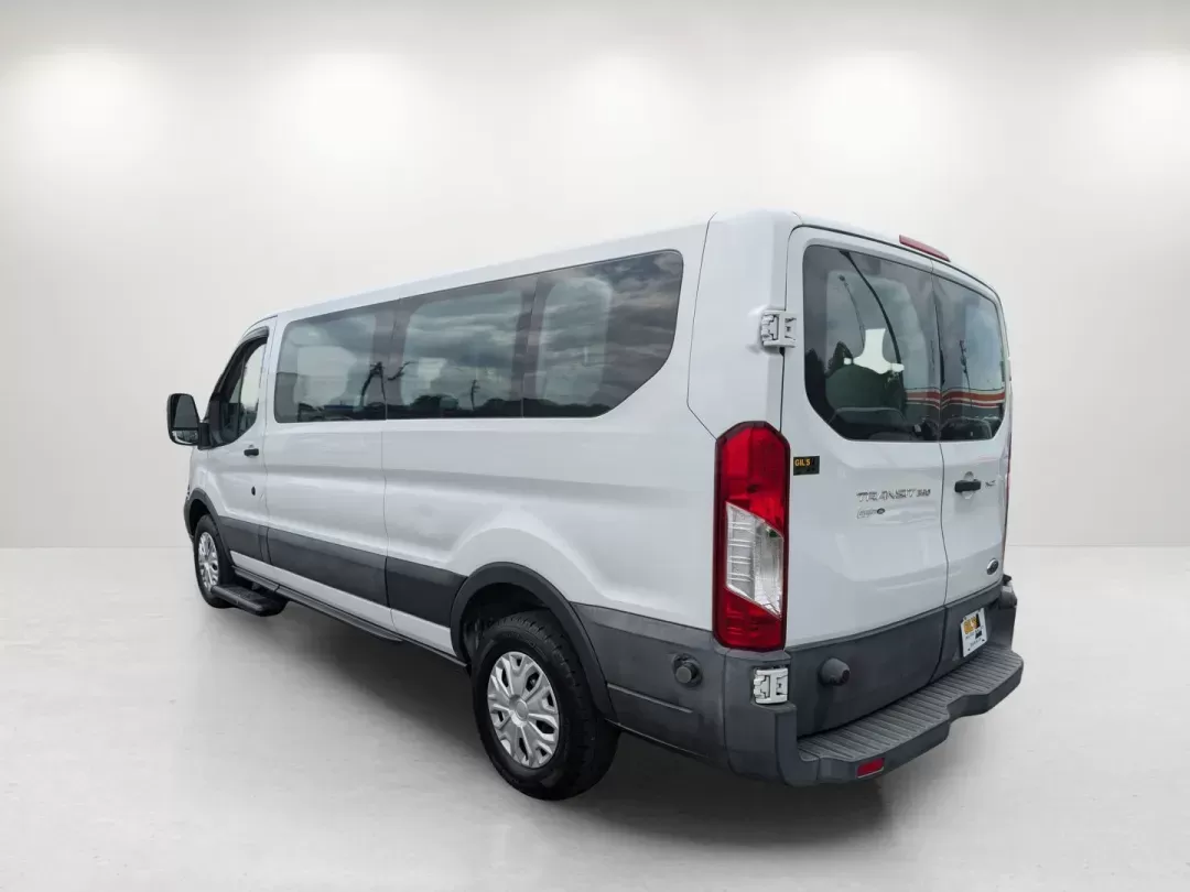 2015 Ford Transit Wagon XLT (1FBZX2ZM5FK) with an Regular Unleaded V-6 3.7 L/228 engine, 6-Speed Automatic w/OD transmission, located at 1430 Gateway Drive, Opelika, AL, 36801, (334) 239-0944, 32.637871, -85.409790 - 2015 Ford Transit Wagon XLT - Photo#6