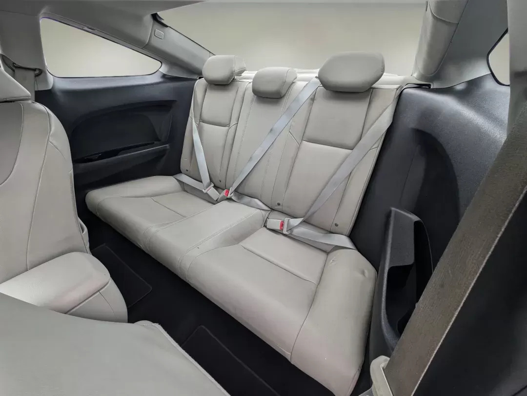 2012 Honda Civic Cpe EX-L (2HGFG3B05CH) with an Gas I4 1.8L/110 engine, 5-Speed Automatic transmission, located at 3959 U.S. 80 W, Phenix City, AL, 36870, (334) 297-4885, 32.469296, -85.135185 - 2012 Honda Civic Cpe EX-L - Photo#10