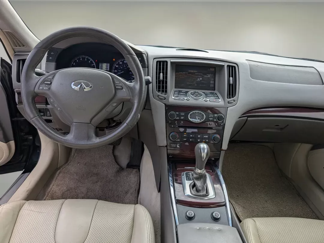 2011 /Wheat Infiniti G37 Sedan Journey (JN1CV6AP6BM) with an Gas V6 3.7L/225 engine, 7-Speed Automatic w/OD transmission, located at 804 22nd Ave, Phenix City, AL, 36870, (334) 297-1860, 32.484749, -85.024475 - 2011 Infiniti G37 Sedan Journey - Photo#11