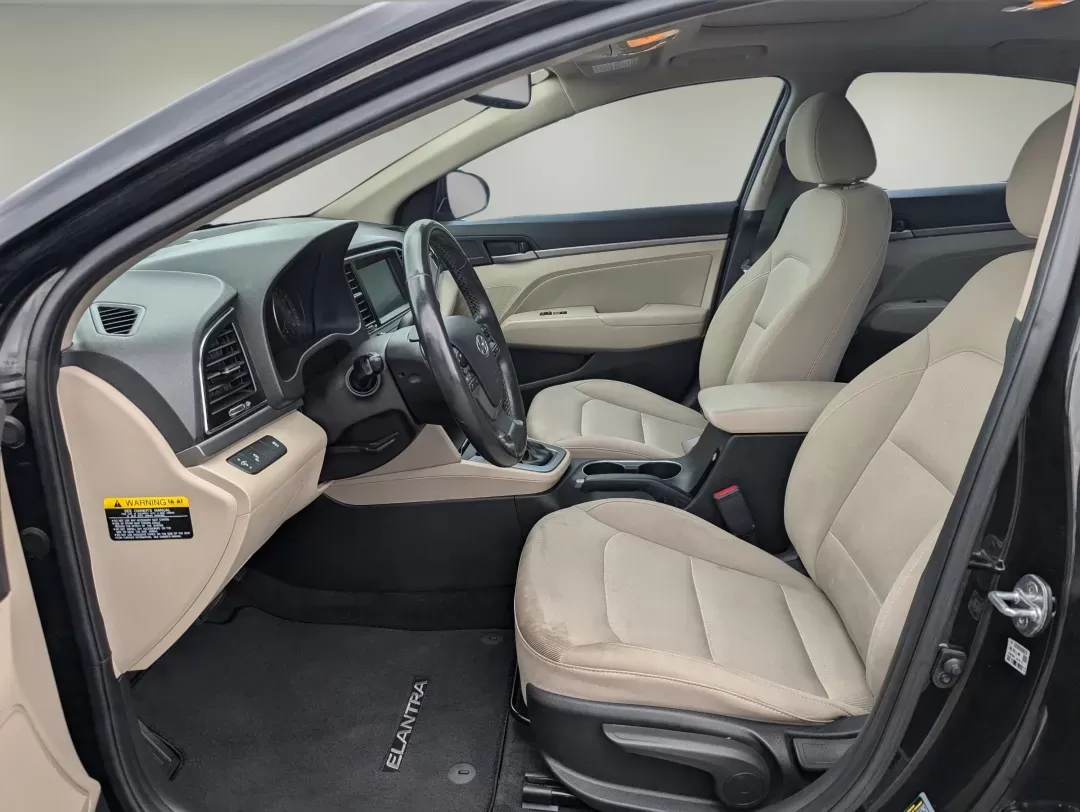 2018 /Beige Hyundai Elantra Value Edition (5NPD84LF9JH) with an Regular Unleaded I-4 2.0 L/122 engine, 6-Speed Automatic w/OD transmission, located at 804 22nd Ave, Phenix City, AL, 36870, (334) 297-1860, 32.484749, -85.024475 - 2018 Hyundai Elantra Value Edition - Photo#9