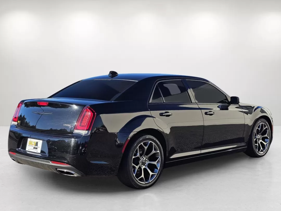2015 /Black Chrysler 300 300S (2C3CCABG4FH) with an Other engine, located at 7000 Northlake Connector, Columbus, GA, 31904, (706) 987-8085, 32.524975, -84.978134 - 2015 Chrysler 300 300S - Photo#4