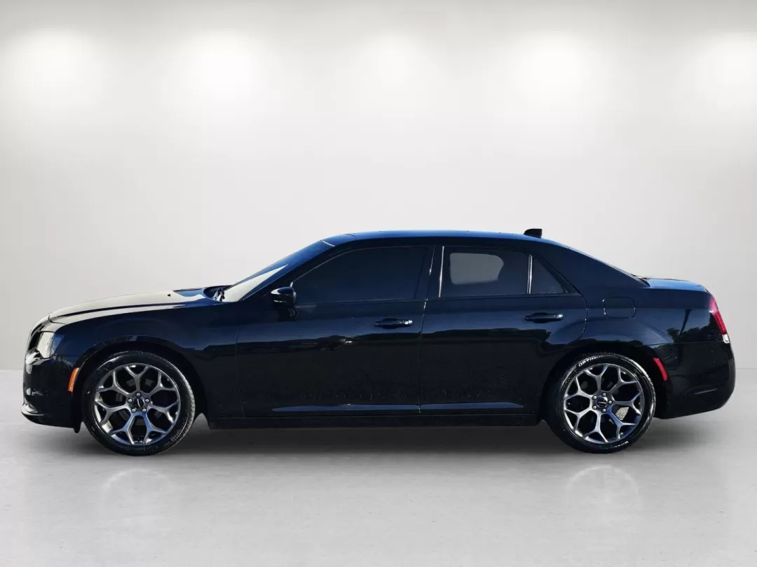 2015 /Black Chrysler 300 300S (2C3CCABG4FH) with an Other engine, located at 7000 Northlake Connector, Columbus, GA, 31904, (706) 987-8085, 32.524975, -84.978134 - 2015 Chrysler 300 300S - Photo#7