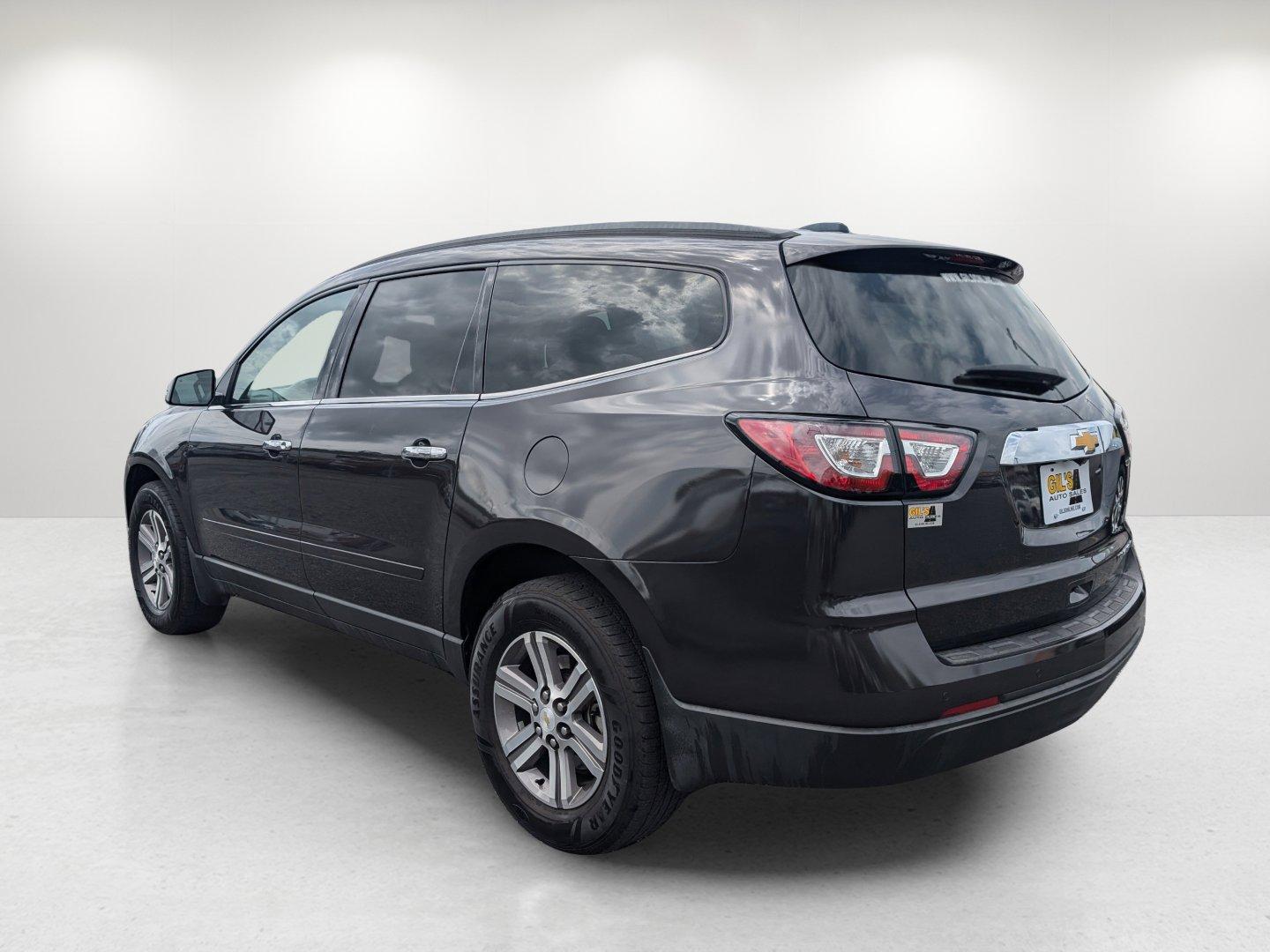 2016 /Ebony Chevrolet Traverse LT (1GNKRGKD7GJ) with an Gas V6 3.6L/217 engine, 6-Speed Automatic transmission, located at 7000 Northlake Connector, Columbus, GA, 31904, (706) 987-8085, 32.524975, -84.978134 - 2016 Chevrolet Traverse LT - Photo#6