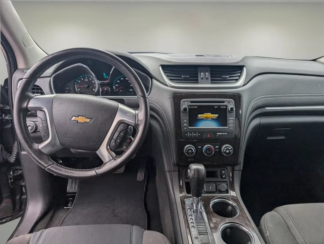 2016 /Ebony Chevrolet Traverse LT (1GNKRGKD7GJ) with an Other engine, located at 3959 U.S. 80 W, Phenix City, AL, 36870, (334) 297-4885, 32.469296, -85.135185 - 2016 Chevrolet Traverse LT - Photo#12