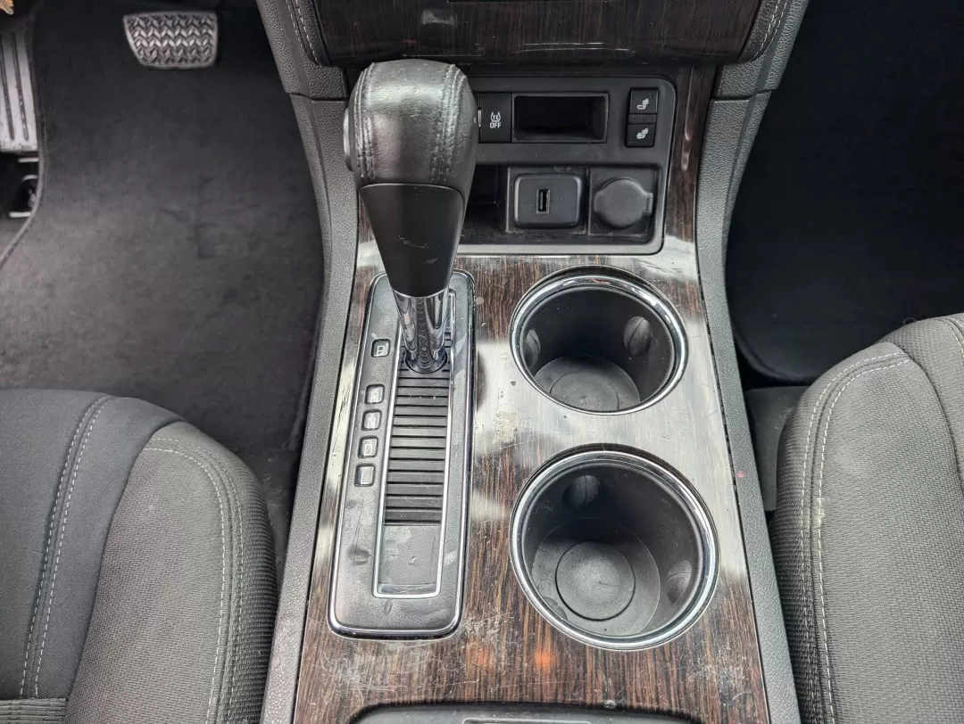 2016 /Ebony Chevrolet Traverse LT (1GNKRGKD7GJ) with an Other engine, located at 3959 U.S. 80 W, Phenix City, AL, 36870, (334) 297-4885, 32.469296, -85.135185 - 2016 Chevrolet Traverse LT - Photo#13