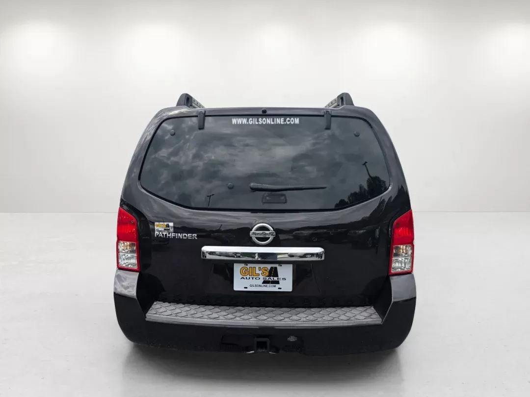 2011 /Cafe Latte Nissan Pathfinder S (5N1AR1NB6BC) with an Gas V6 4.0L/241 engine, 5-Speed Automatic transmission, located at 3959 U.S. 80 W, Phenix City, AL, 36870, (334) 297-4885, 32.469296, -85.135185 - 2011 Nissan Pathfinder S - Photo#5