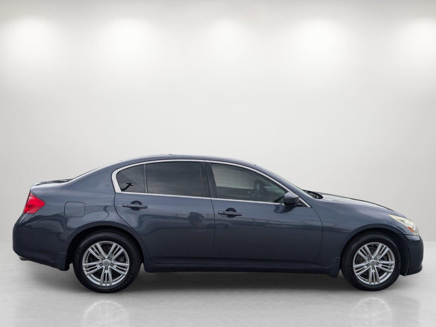 2012 /Stone Infiniti G25 Sedan x (JN1DV6AR8CM) with an Gas V6 2.5L/152 engine, 7-Speed Automatic w/OD transmission, located at 1430 Gateway Drive, Opelika, AL, 36801, (334) 239-0944, 32.637871, -85.409790 - 2012 Infiniti G25 Sedan x - Photo#3