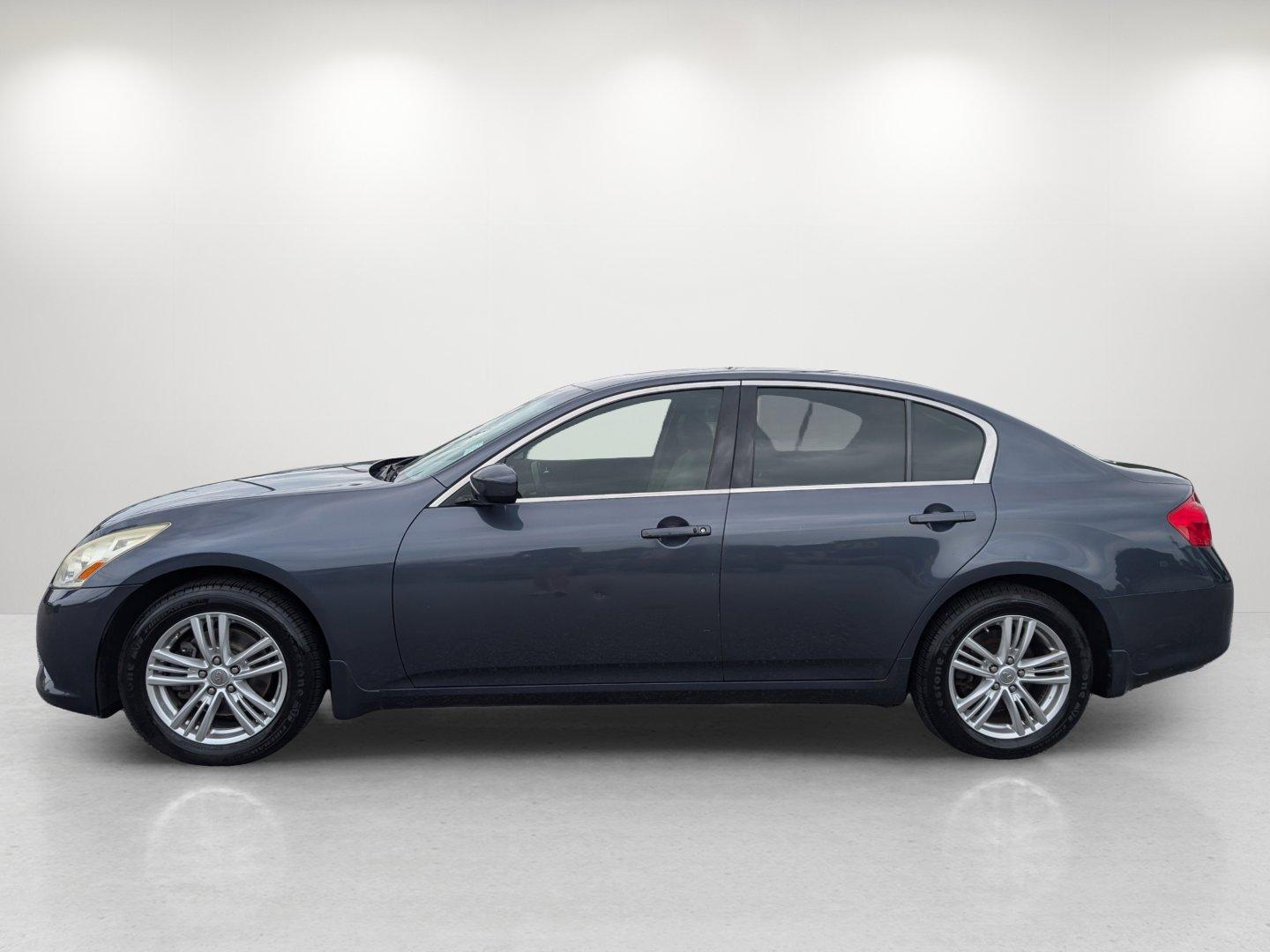 2012 /Stone Infiniti G25 Sedan x (JN1DV6AR8CM) with an Gas V6 2.5L/152 engine, 7-Speed Automatic w/OD transmission, located at 1430 Gateway Drive, Opelika, AL, 36801, (334) 239-0944, 32.637871, -85.409790 - 2012 Infiniti G25 Sedan x - Photo#7