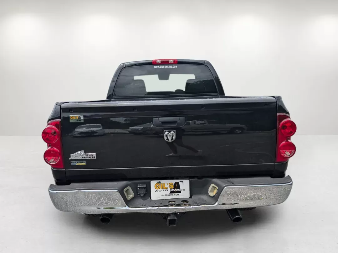 2008 /Medium Slate Gray Dodge Ram 1500 SLT (1D7HA18N38S) with an Gas V8 4.7L/287 engine, 5-Speed Automatic w/OD transmission, located at 5115 14th Ave., Columbus, GA, 31904, (706) 323-0345, 32.511494, -84.971046 - 2008 Dodge Ram 1500 SLT - Photo#5