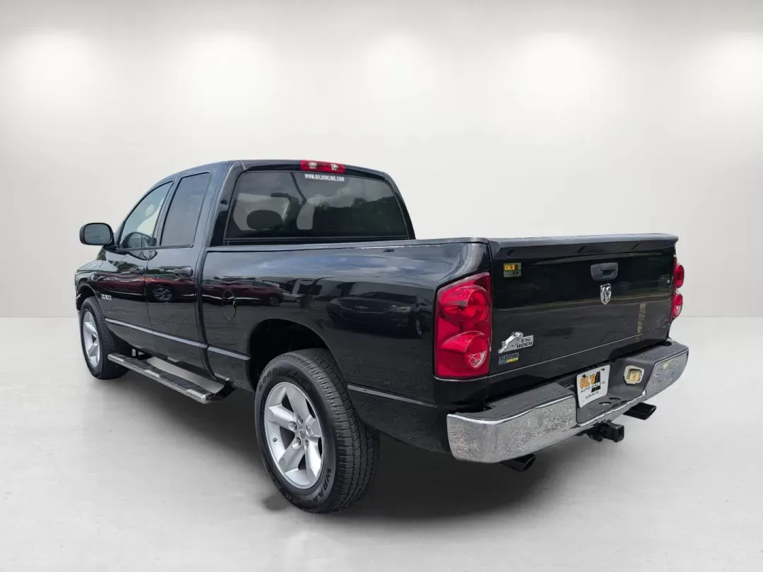 2008 /Medium Slate Gray Dodge Ram 1500 SLT (1D7HA18N38S) with an Gas V8 4.7L/287 engine, 5-Speed Automatic w/OD transmission, located at 5115 14th Ave., Columbus, GA, 31904, (706) 323-0345, 32.511494, -84.971046 - 2008 Dodge Ram 1500 SLT - Photo#6