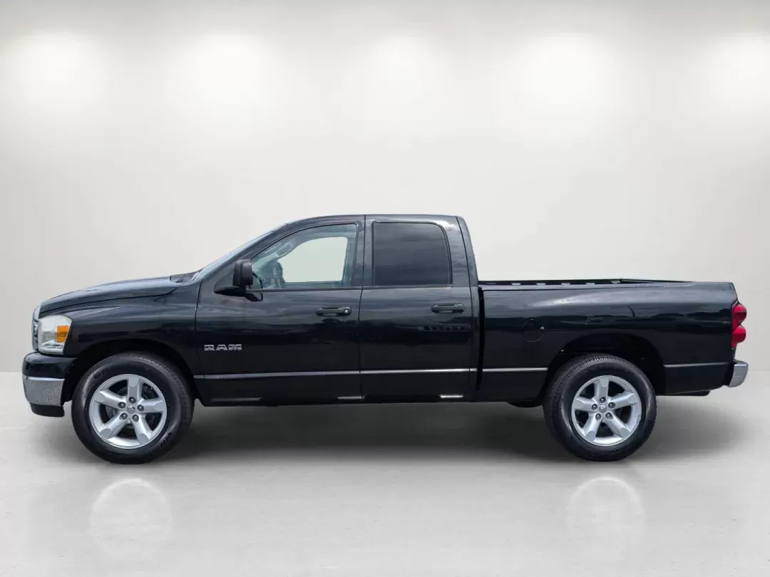 2008 /Medium Slate Gray Dodge Ram 1500 SLT (1D7HA18N38S) with an Gas V8 4.7L/287 engine, 5-Speed Automatic w/OD transmission, located at 5115 14th Ave., Columbus, GA, 31904, (706) 323-0345, 32.511494, -84.971046 - 2008 Dodge Ram 1500 SLT - Photo#7