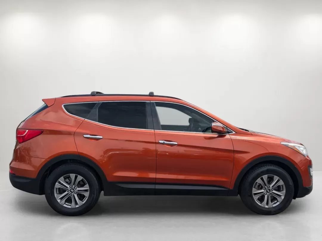 2016 /Beige Hyundai Santa Fe Sport (5XYZU3LB9GG) with an Regular Unleaded I-4 2.4 L/144 engine, 6-Speed Automatic w/OD transmission, located at 804 22nd Ave, Phenix City, AL, 36870, (334) 297-1860, 32.484749, -85.024475 - 2016 Hyundai Santa Fe Sport - Photo#3