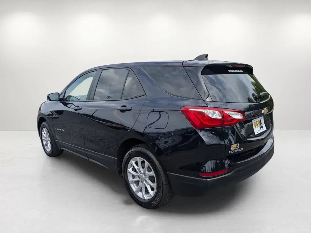 2021 /Medium Ash Gray Chevrolet Equinox LS (3GNAXHEV2MS) with an Turbocharged Gas I4 1.5L/92 engine, 6-Speed Automatic transmission, located at 5115 14th Ave., Columbus, GA, 31904, (706) 323-0345, 32.511494, -84.971046 - 2021 Chevrolet Equinox LS - Photo#6