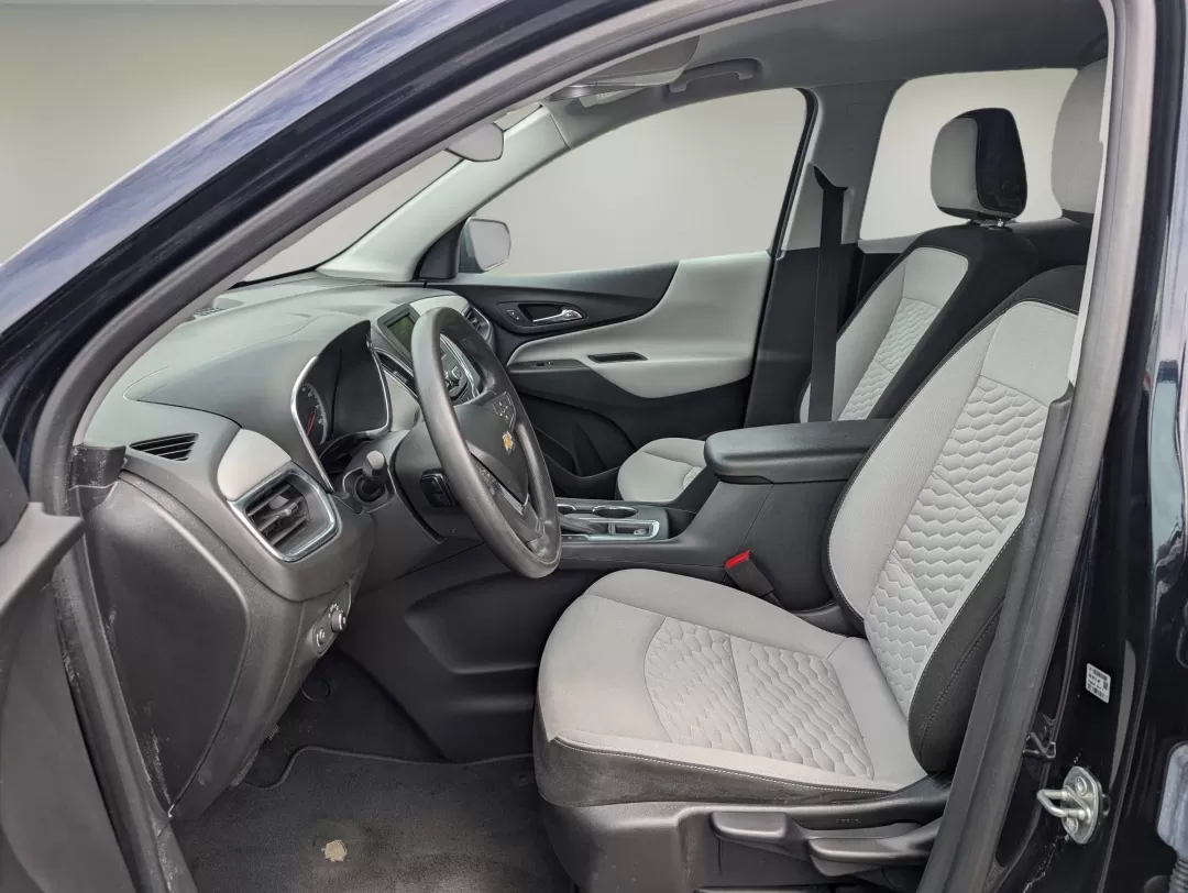 2021 /Medium Ash Gray Chevrolet Equinox LS (3GNAXHEV2MS) with an Other engine, located at 3959 U.S. 80 W, Phenix City, AL, 36870, (334) 297-4885, 32.469296, -85.135185 - 2021 Chevrolet Equinox LS - Photo#9