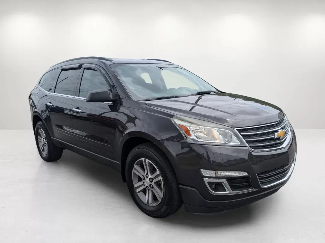 2017 /Ebony Chevrolet Traverse LT (1GNKRGKD5HJ) with an Gas V6 3.6L/217 engine, 6-Speed Automatic transmission, located at 521 Old Farm Lane Rd, Prattville, AL, 36066, (334) 325-1505, 32.482460, -86.416367 - 2017 Chevrolet Traverse LT - Photo#2