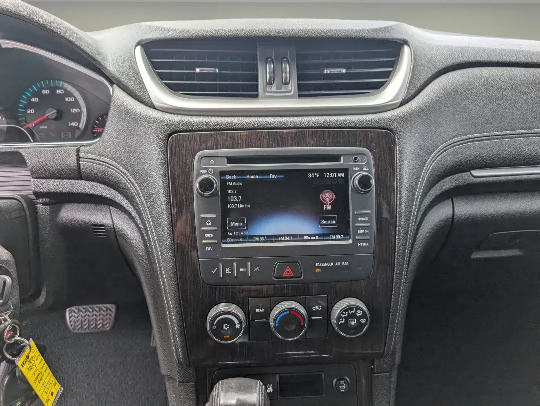 2017 /Ebony Chevrolet Traverse LT (1GNKRGKD5HJ) with an Gas V6 3.6L/217 engine, 6-Speed Automatic transmission, located at 521 Old Farm Lane Rd, Prattville, AL, 36066, (334) 325-1505, 32.482460, -86.416367 - 2017 Chevrolet Traverse LT - Photo#14