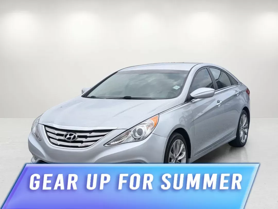 2012 /Gray Hyundai Sonata 2.4L SE (5NPEC4AC2CH) with an Gas I4 2.4L/144 engine, 6-Speed Automatic w/manual shift transmission, located at 804 22nd Ave, Phenix City, AL, 36870, (334) 297-1860, 32.484749, -85.024475 - 2012 Hyundai Sonata 2.4L SE - Photo#0