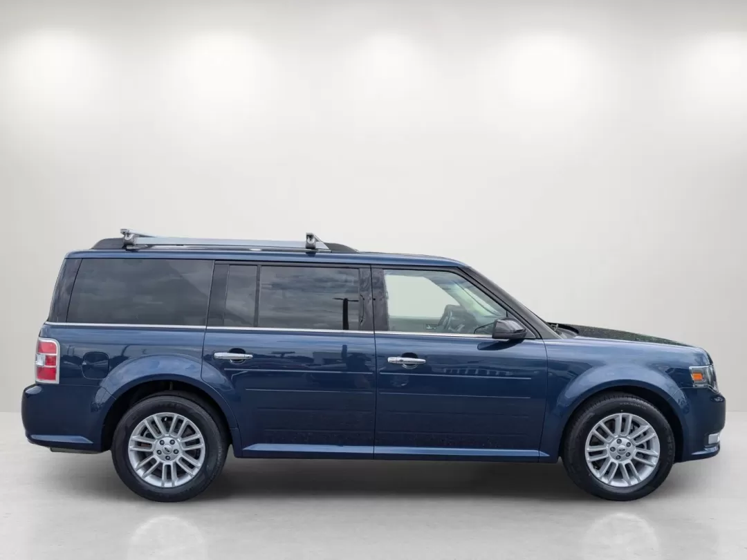 2017 Ford Flex SEL (2FMGK5C8XHB) with an Other engine, located at 1430 Gateway Drive, Opelika, AL, 36801, (334) 239-0944, 32.637871, -85.409790 - **Discover Your Next Adventure with the 2017 Ford Flex SEL in Columbus, GA!**<br /> <br /> If you're on the lookout for a versatile and spacious vehicle that perfectly fits your active lifestyle, look no further than the 2017 Ford Flex SEL, available now at Gils Auto in Columbus, GA. This stylish cr - Photo#3
