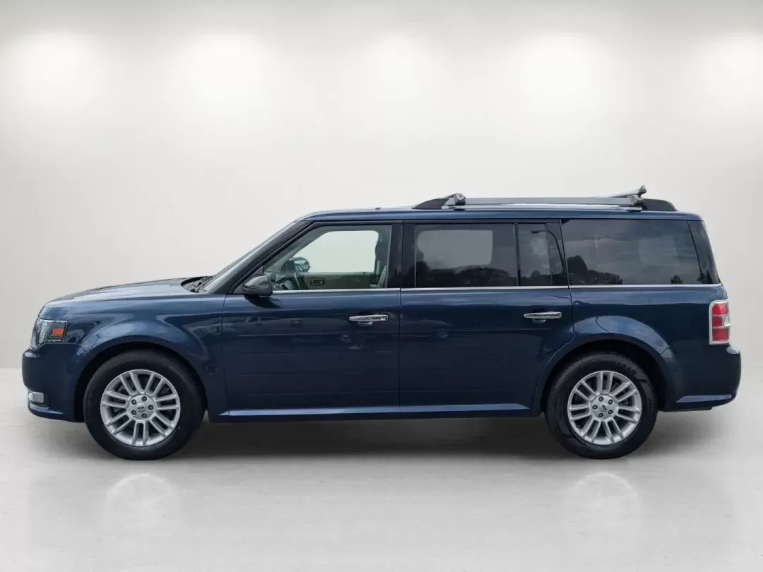 2017 Ford Flex SEL (2FMGK5C8XHB) with an Regular Unleaded V-6 3.5 L/213 engine, 6-Speed Automatic w/OD transmission, located at 7000 Northlake Connector, Columbus, GA, 31904, (706) 987-8085, 32.524975, -84.978134 - 2017 Ford Flex SEL - Photo#7