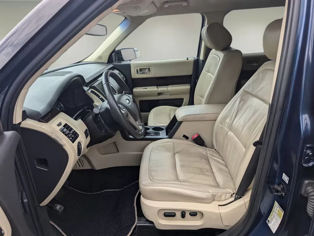 2017 Ford Flex SEL (2FMGK5C8XHB) with an Regular Unleaded V-6 3.5 L/213 engine, 6-Speed Automatic w/OD transmission, located at 3959 U.S. 80 W, Phenix City, AL, 36870, (334) 297-4885, 32.469296, -85.135185 - 2017 Ford Flex SEL - Photo#10