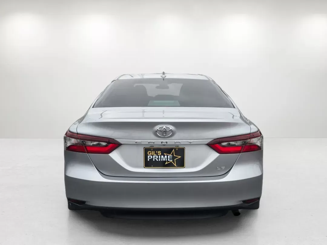 2021 Toyota Camry LE (4T1C11AK1MU) with an Regular Unleaded I-4 2.5 L/152 engine, 8-Speed Automatic w/OD transmission, located at 3959 U.S. 80 W, Phenix City, AL, 36870, (334) 297-4885, 32.469296, -85.135185 - 2021 Toyota Camry LE - Photo#5
