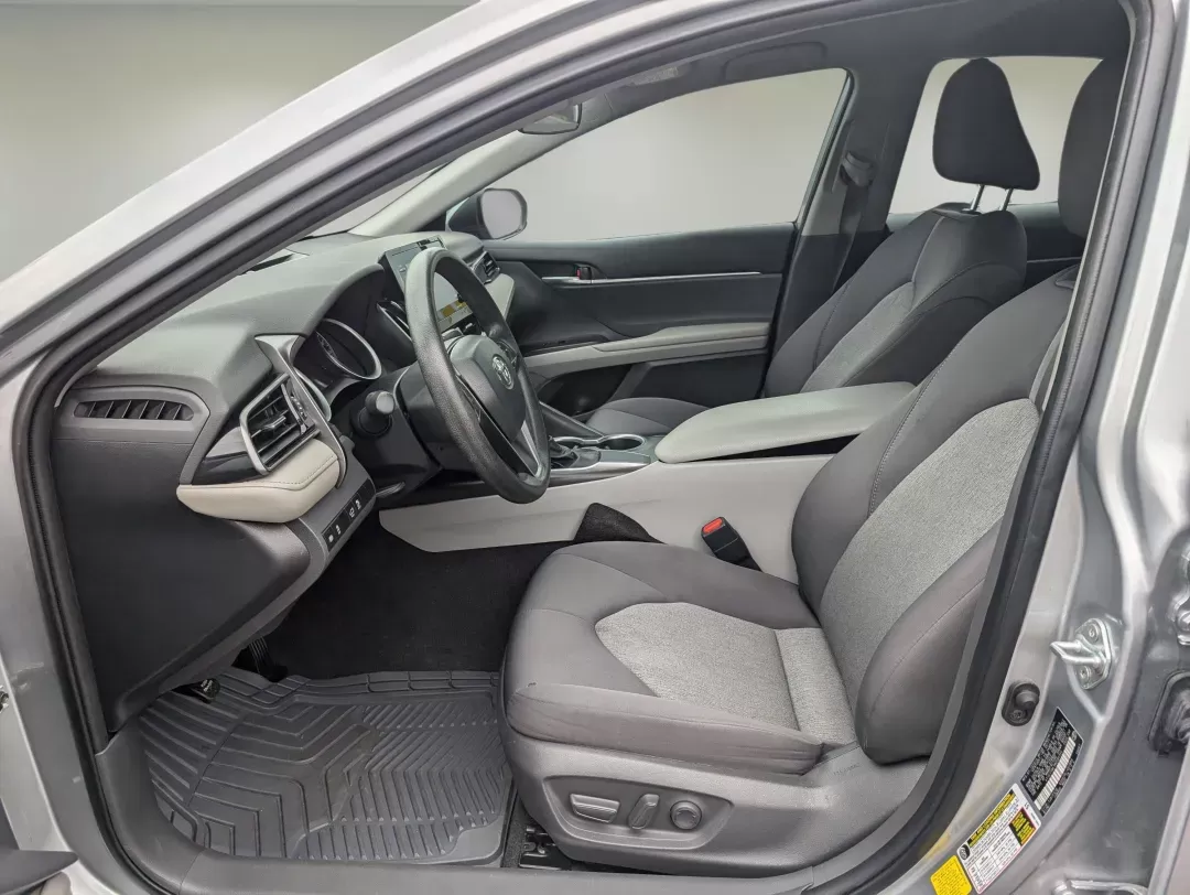 2021 Toyota Camry LE (4T1C11AK1MU) with an Regular Unleaded I-4 2.5 L/152 engine, 8-Speed Automatic w/OD transmission, located at 3959 U.S. 80 W, Phenix City, AL, 36870, (334) 297-4885, 32.469296, -85.135185 - 2021 Toyota Camry LE - Photo#9