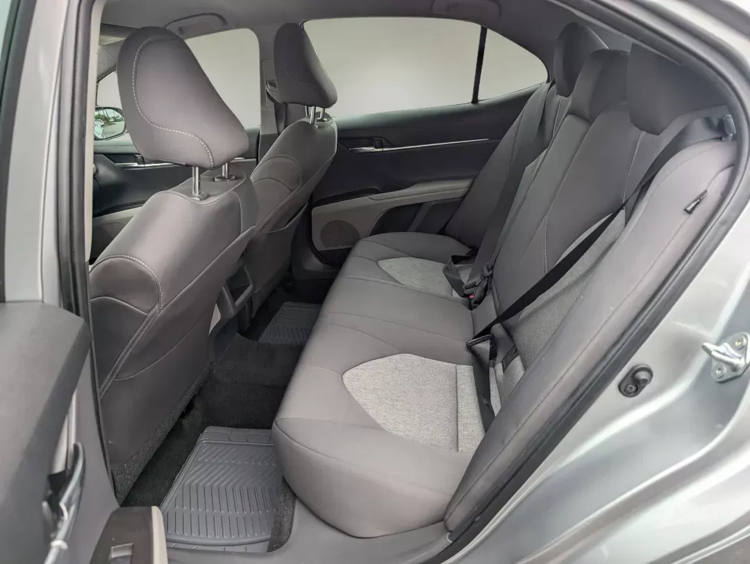 2021 Toyota Camry LE (4T1C11AK1MU) with an Regular Unleaded I-4 2.5 L/152 engine, 8-Speed Automatic w/OD transmission, located at 3959 U.S. 80 W, Phenix City, AL, 36870, (334) 297-4885, 32.469296, -85.135185 - 2021 Toyota Camry LE - Photo#10
