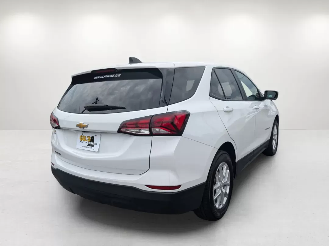 2022 /Medium Ash Gray Chevrolet Equinox LS (3GNAXHEV9NS) with an Turbocharged Gas I4 1.5L/92 engine, 6-Speed Automatic transmission, located at 7000 Northlake Connector, Columbus, GA, 31904, (706) 987-8085, 32.524975, -84.978134 - 2022 Chevrolet Equinox LS - Photo#4