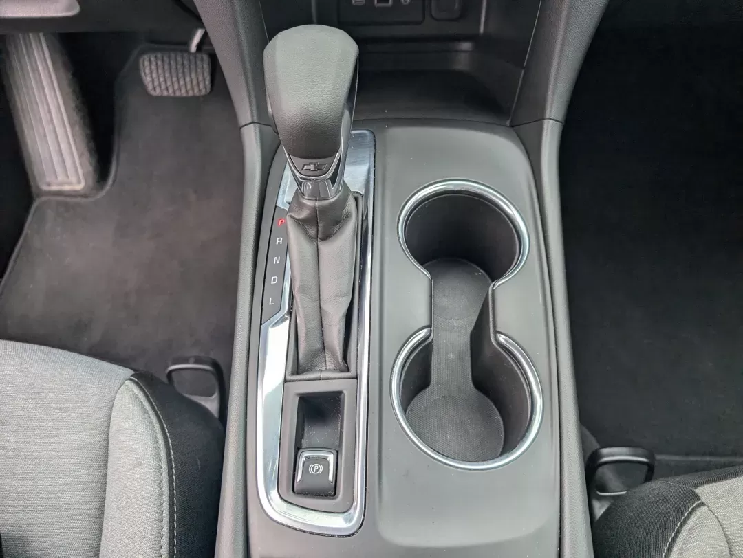 2022 /Medium Ash Gray Chevrolet Equinox LS (3GNAXHEV9NS) with an Turbocharged Gas I4 1.5L/92 engine, 6-Speed Automatic transmission, located at 7000 Northlake Connector, Columbus, GA, 31904, (706) 987-8085, 32.524975, -84.978134 - 2022 Chevrolet Equinox LS - Photo#13