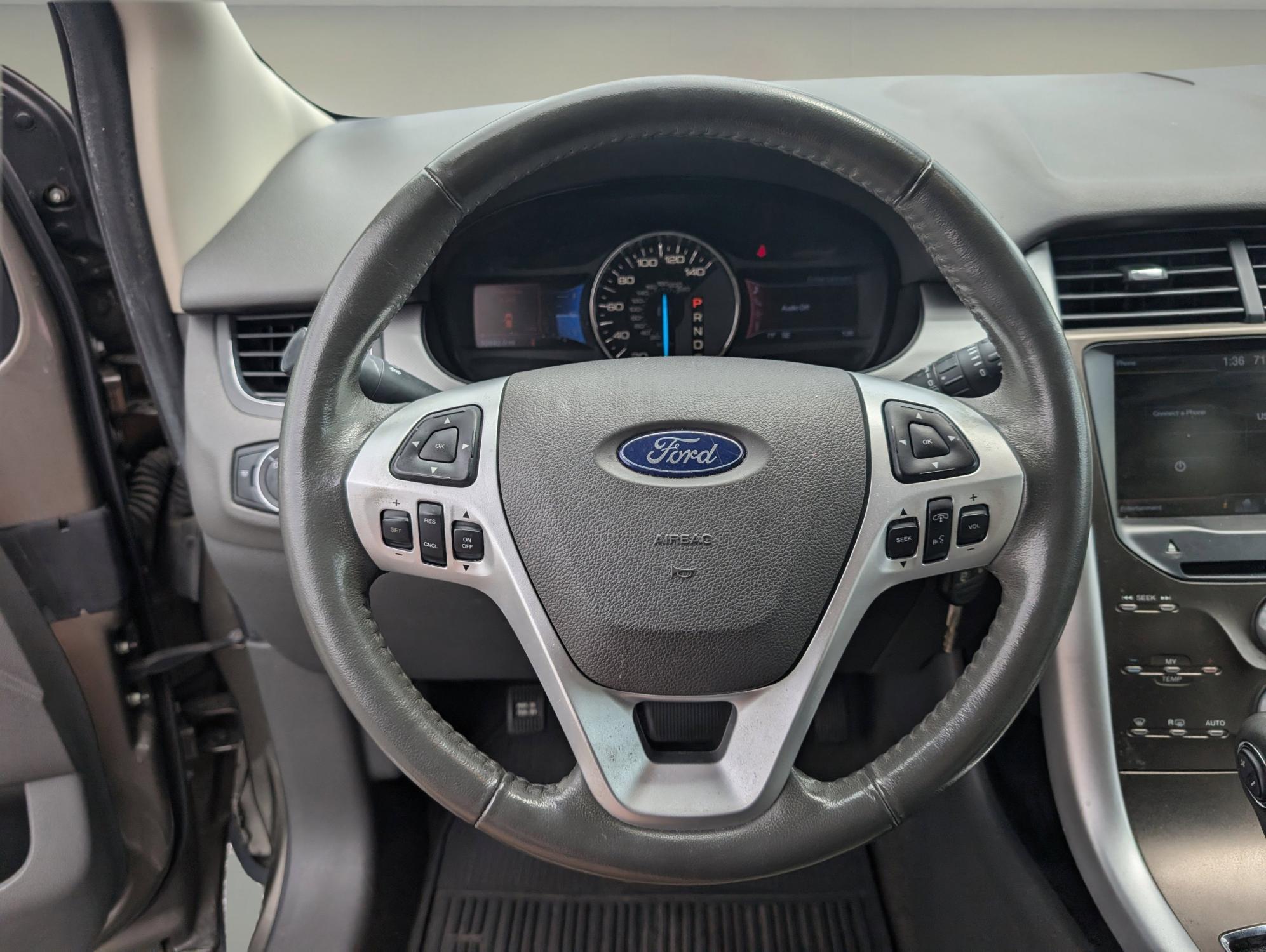 2013 Ford Edge SEL (2FMDK3JC3DB) with an Gas V6 3.5L/213 engine, 6-Speed Automatic w/manual shift transmission, located at 1430 Gateway Drive, Opelika, AL, 36801, (334) 239-0944, 32.637871, -85.409790 - 2013 Ford Edge SEL - Photo#15