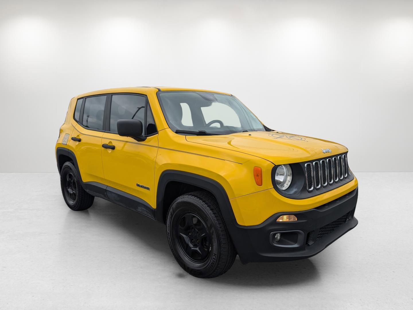2015 /Black Jeep Renegade Sport (ZACCJBAT1FP) with an Regular Unleaded I-4 2.4 L/144 engine, 9-Speed Automatic w/OD transmission, located at 1430 Gateway Drive, Opelika, AL, 36801, (334) 239-0944, 32.637871, -85.409790 - 2015 Jeep Renegade Sport - Photo#2