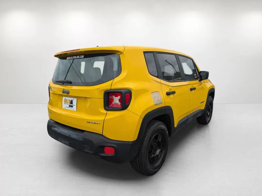 2015 /Black Jeep Renegade Sport (ZACCJBAT1FP) with an Regular Unleaded I-4 2.4 L/144 engine, 9-Speed Automatic w/OD transmission, located at 1430 Gateway Drive, Opelika, AL, 36801, (334) 239-0944, 32.637871, -85.409790 - 2015 Jeep Renegade Sport - Photo#4