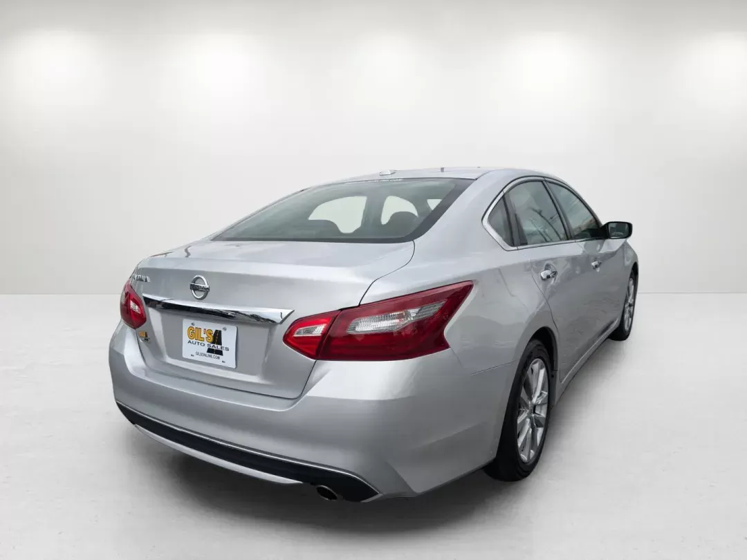 2018 /Charcoal Nissan Altima 2.5 SV (1N4AL3AP8JC) with an Regular Unleaded I-4 2.5 L/152 engine, 1-Speed CVT w/OD transmission, located at 5115 14th Ave., Columbus, GA, 31904, (706) 323-0345, 32.511494, -84.971046 - 2018 Nissan Altima 2.5 SV - Photo#4