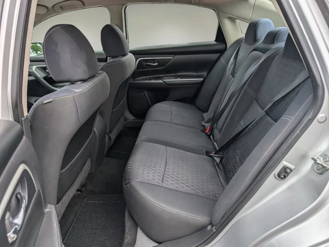 2018 /Charcoal Nissan Altima 2.5 SV (1N4AL3AP8JC) with an Regular Unleaded I-4 2.5 L/152 engine, 1-Speed CVT w/OD transmission, located at 5115 14th Ave., Columbus, GA, 31904, (706) 323-0345, 32.511494, -84.971046 - 2018 Nissan Altima 2.5 SV - Photo#10