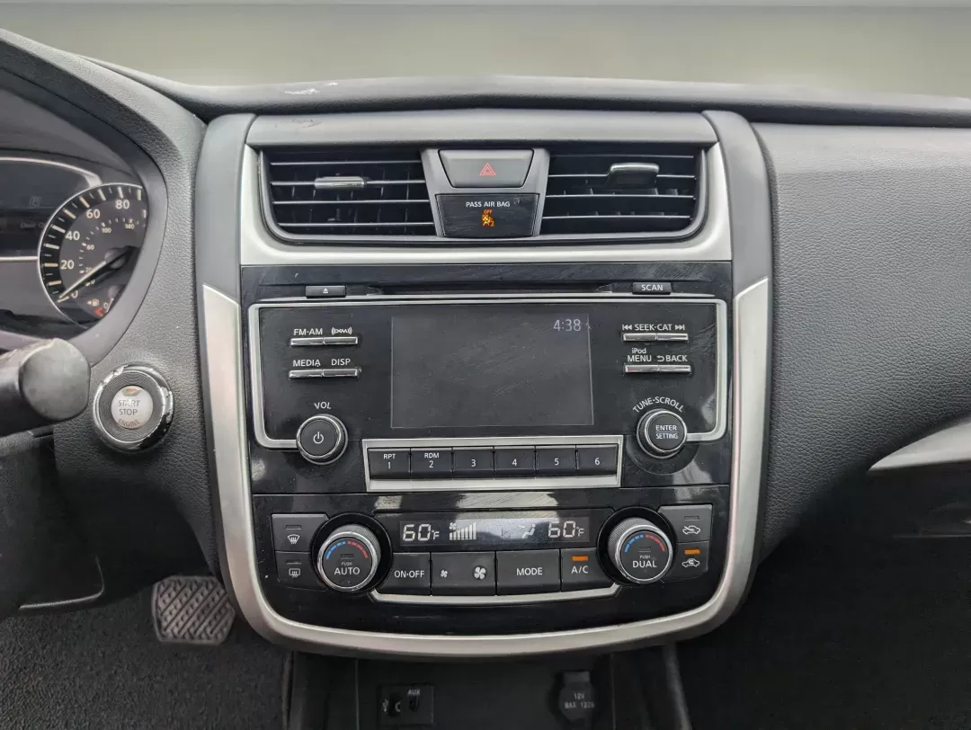 2018 /Charcoal Nissan Altima 2.5 SV (1N4AL3AP8JC) with an Regular Unleaded I-4 2.5 L/152 engine, 1-Speed CVT w/OD transmission, located at 5115 14th Ave., Columbus, GA, 31904, (706) 323-0345, 32.511494, -84.971046 - 2018 Nissan Altima 2.5 SV - Photo#14