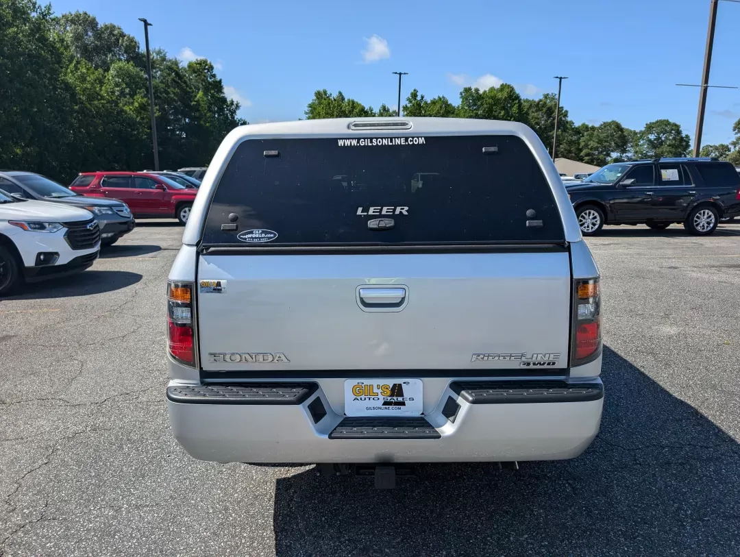 2008 Honda Ridgeline RTX (2HJYK16398H) with an Gas V6 3.5L/212 engine, 5-Speed Automatic w/OD transmission, located at 5115 14th Ave., Columbus, GA, 31904, (706) 323-0345, 32.511494, -84.971046 - ### Discover Adventure and Reliability with This 2008 Honda Ridgeline RTX at Gils Auto!<br /> <br /> Are you looking for a reliable pickup truck that effortlessly balances work and play? The 2008 Honda Ridgeline RTX is your perfect partner for weekend adventures, family outings, and even your daily - Photo#5