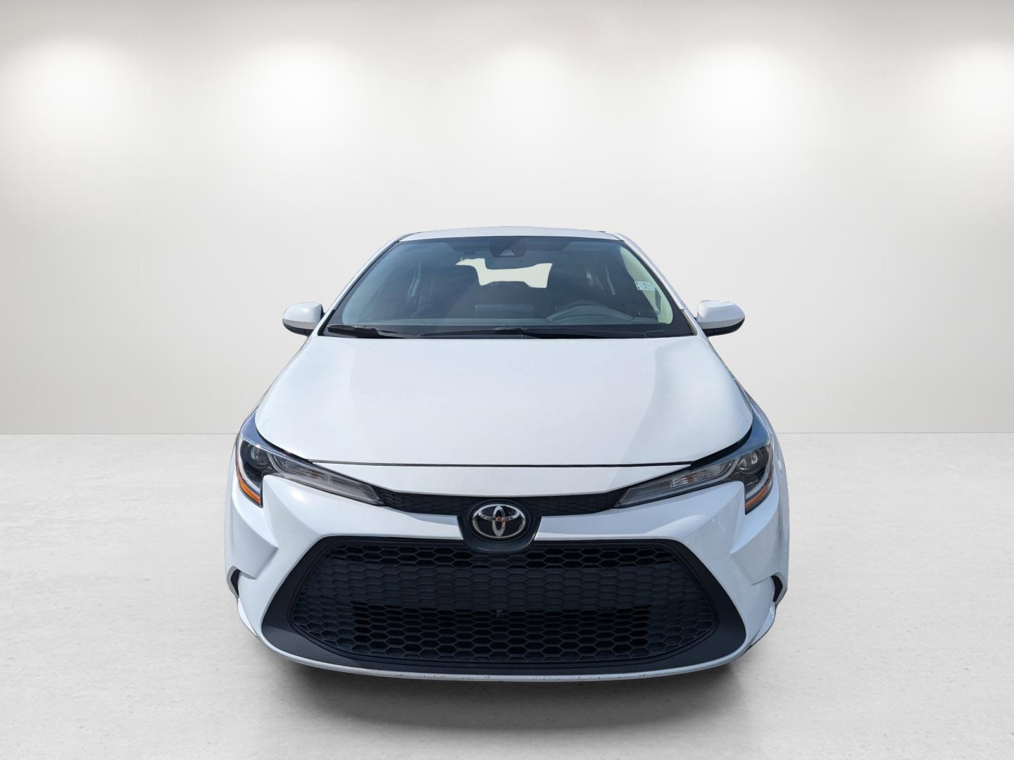 2022 Toyota Corolla LE (5YFEPMAE4NP) with an Regular Unleaded I-4 1.8 L/110 engine, 1-Speed CVT w/OD transmission, located at 1430 Gateway Drive, Opelika, AL, 36801, (334) 239-0944, 32.637871, -85.409790 - 2022 Toyota Corolla LE - Photo#8