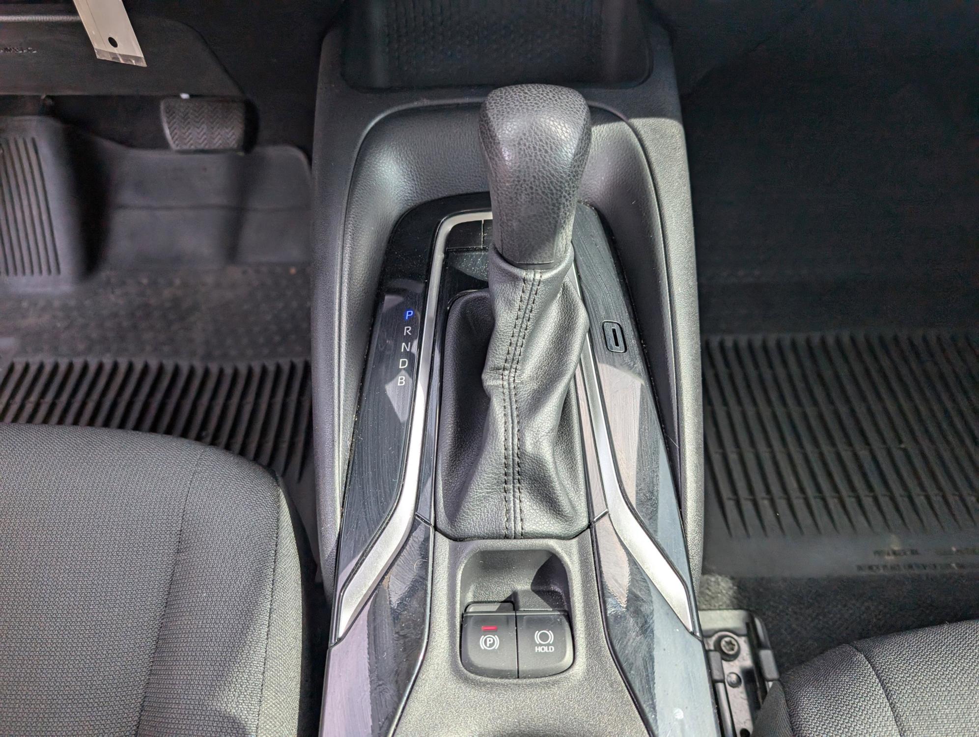 2022 Toyota Corolla LE (5YFEPMAE4NP) with an Regular Unleaded I-4 1.8 L/110 engine, 1-Speed CVT w/OD transmission, located at 1430 Gateway Drive, Opelika, AL, 36801, (334) 239-0944, 32.637871, -85.409790 - 2022 Toyota Corolla LE - Photo#14