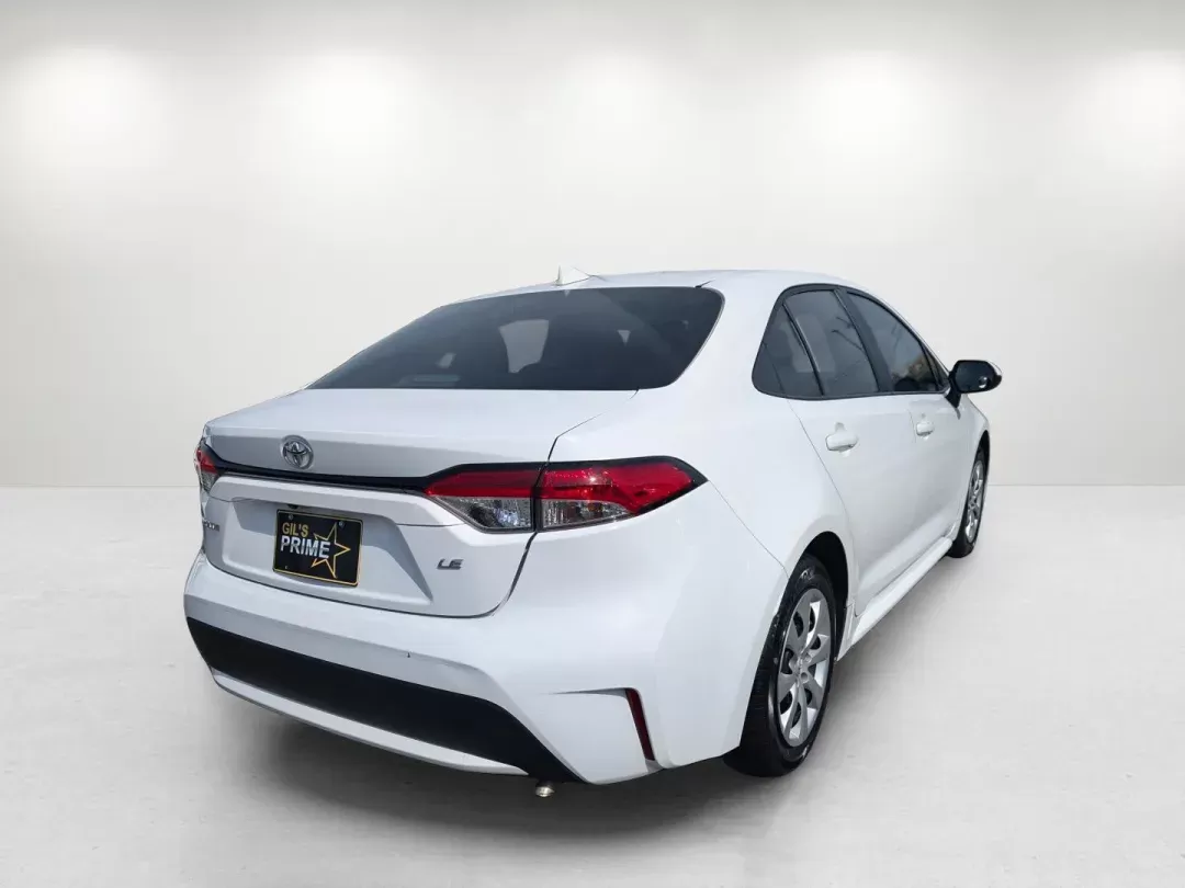 2022 Toyota Corolla LE (5YFEPMAE4NP) with an Regular Unleaded I-4 1.8 L/110 engine, 1-Speed CVT w/OD transmission, located at 1430 Gateway Drive, Opelika, AL, 36801, (334) 239-0944, 32.637871, -85.409790 - 2022 Toyota Corolla LE - Photo#6