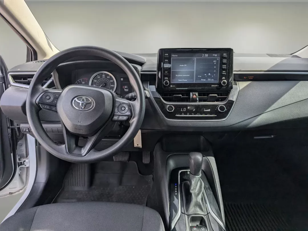 2022 Toyota Corolla LE (5YFEPMAE4NP) with an Regular Unleaded I-4 1.8 L/110 engine, 1-Speed CVT w/OD transmission, located at 1430 Gateway Drive, Opelika, AL, 36801, (334) 239-0944, 32.637871, -85.409790 - 2022 Toyota Corolla LE - Photo#13