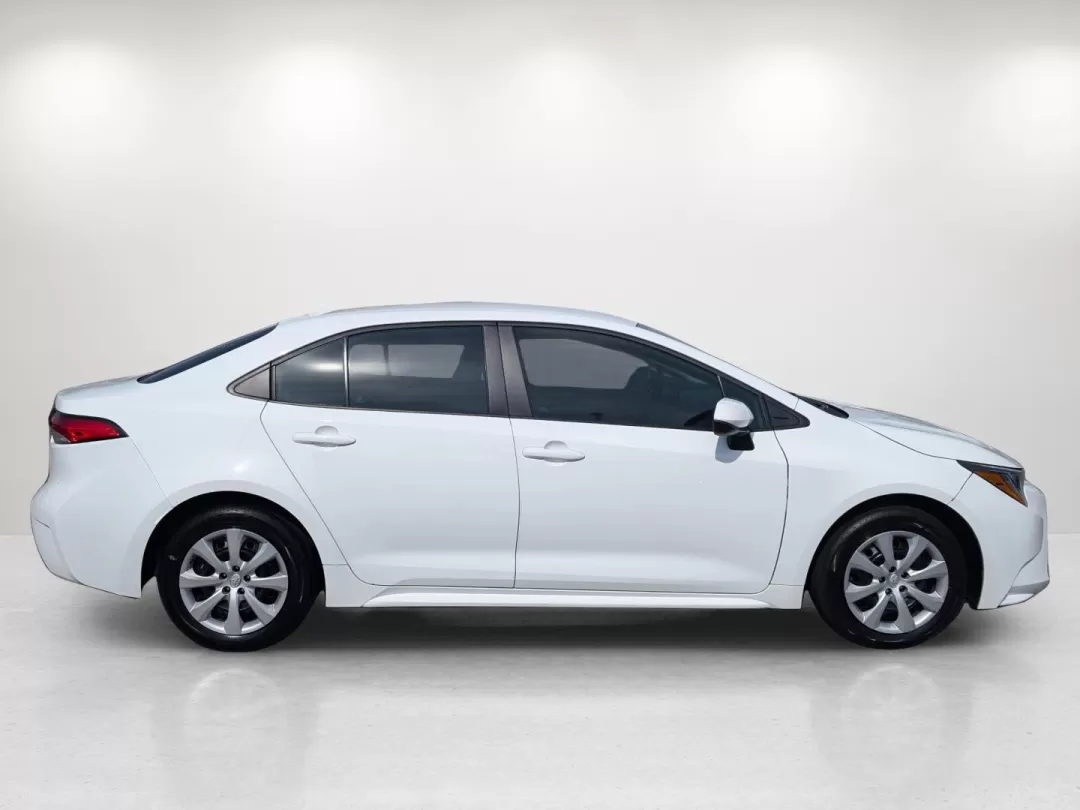 2022 Toyota Corolla LE (5YFEPMAE4NP) with an Other engine, located at 7000 Northlake Connector, Columbus, GA, 31904, (706) 987-8085, 32.524975, -84.978134 - 2022 Toyota Corolla LE - Photo#5