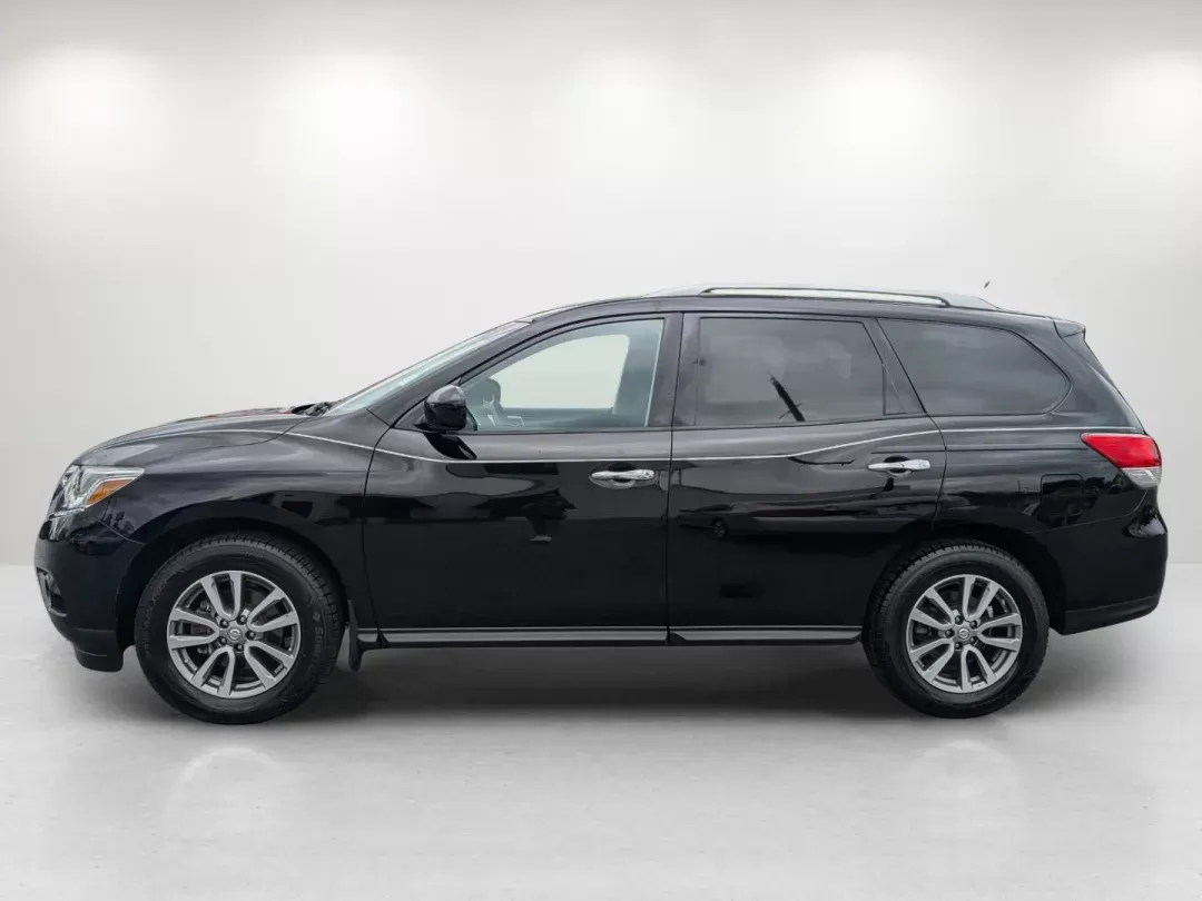 2014 /Charcoal Nissan Pathfinder SV (5N1AR2MN7EC) with an Regular Unleaded V-6 3.5 L/213 engine, 1-Speed CVT w/OD transmission, located at 521 Old Farm Lane Rd, Prattville, AL, 36066, (334) 325-1505, 32.482460, -86.416367 - 2014 Nissan Pathfinder SV - Photo#1