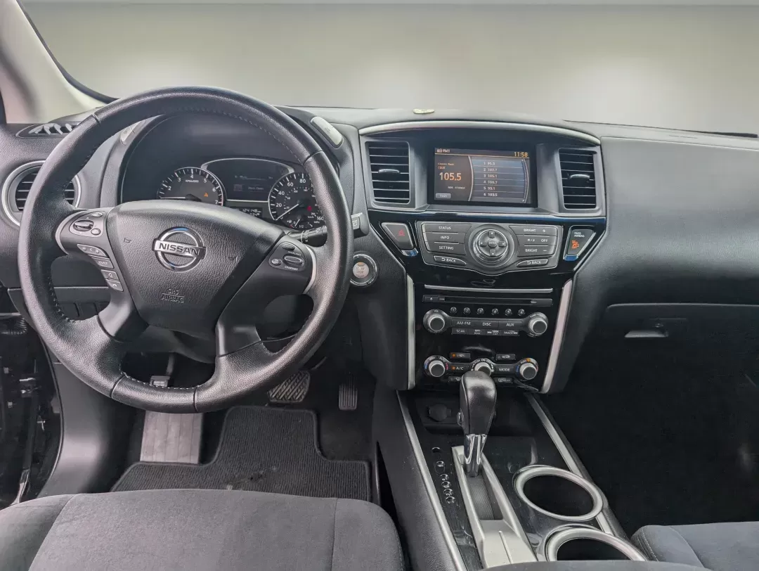 2014 /Charcoal Nissan Pathfinder SV (5N1AR2MN7EC) with an Regular Unleaded V-6 3.5 L/213 engine, 1-Speed CVT w/OD transmission, located at 521 Old Farm Lane Rd, Prattville, AL, 36066, (334) 325-1505, 32.482460, -86.416367 - 2014 Nissan Pathfinder SV - Photo#12